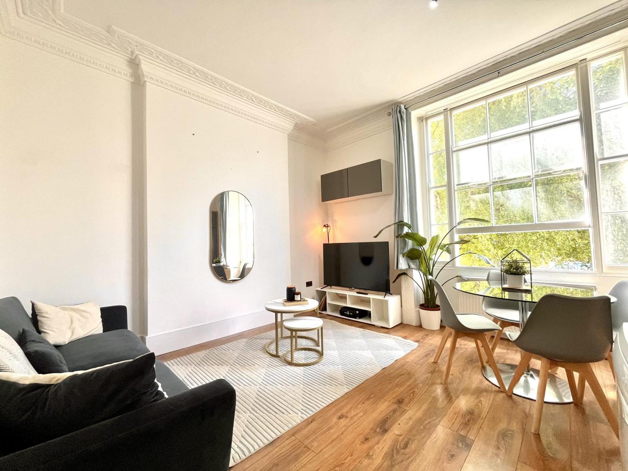 Spacious Comfort In Heart Of Camden Apartment London Exterior photo